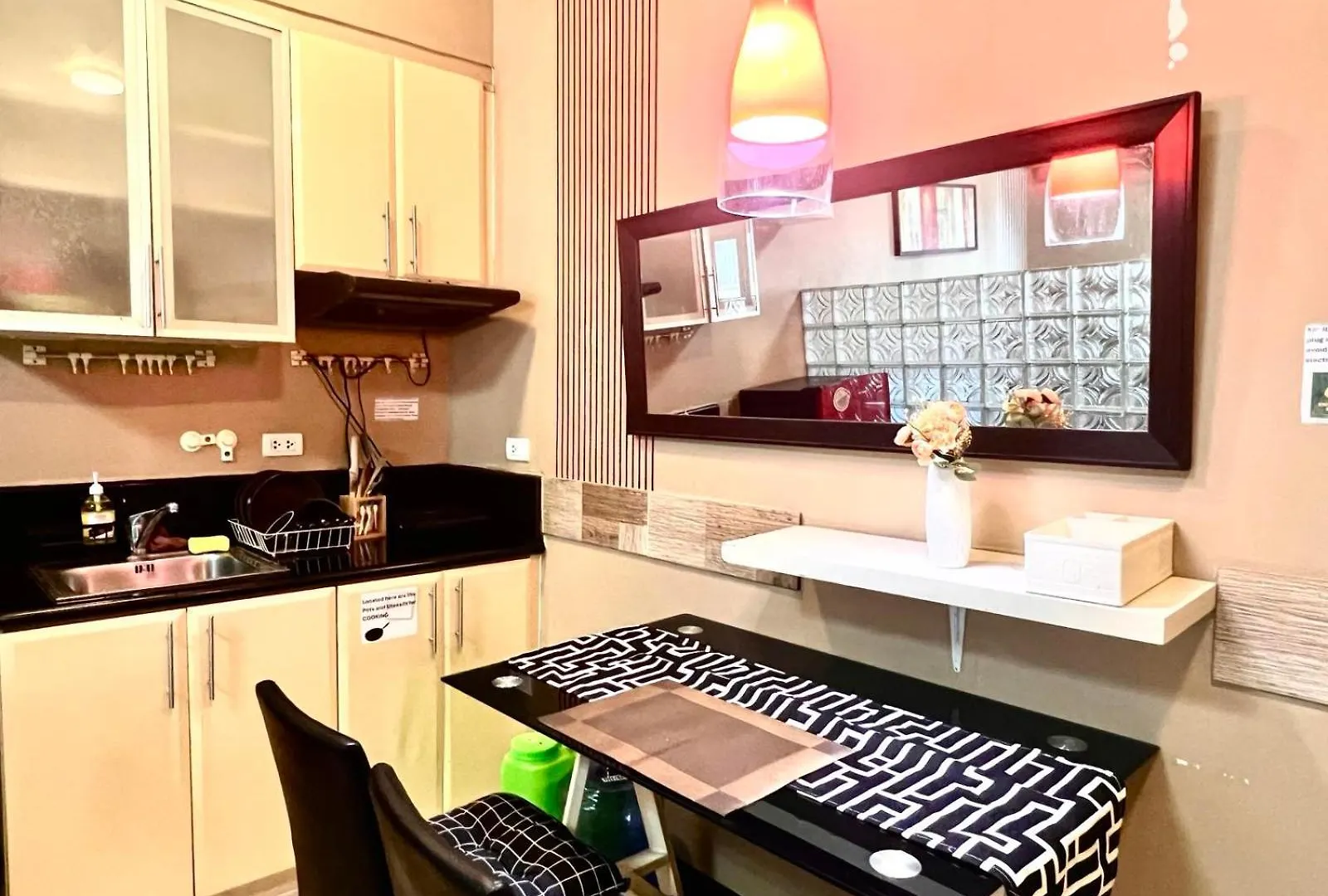 Hotel Bgc Mckinley Center Prime Accommodations Manila Filipíny