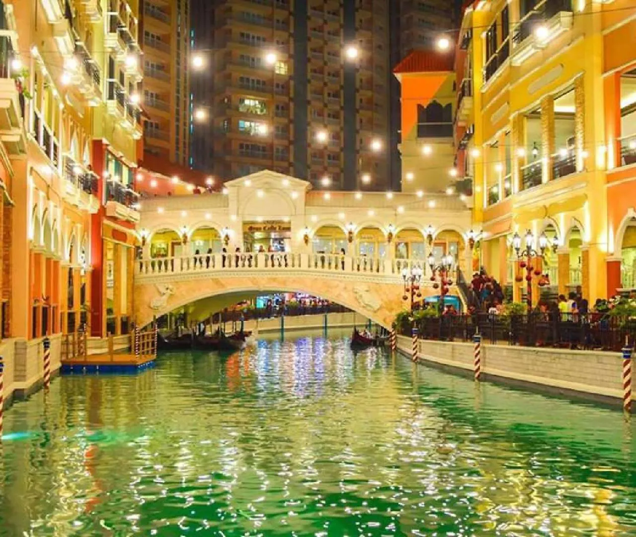 Hotel Bgc Mckinley Center Prime Accommodations Taguig