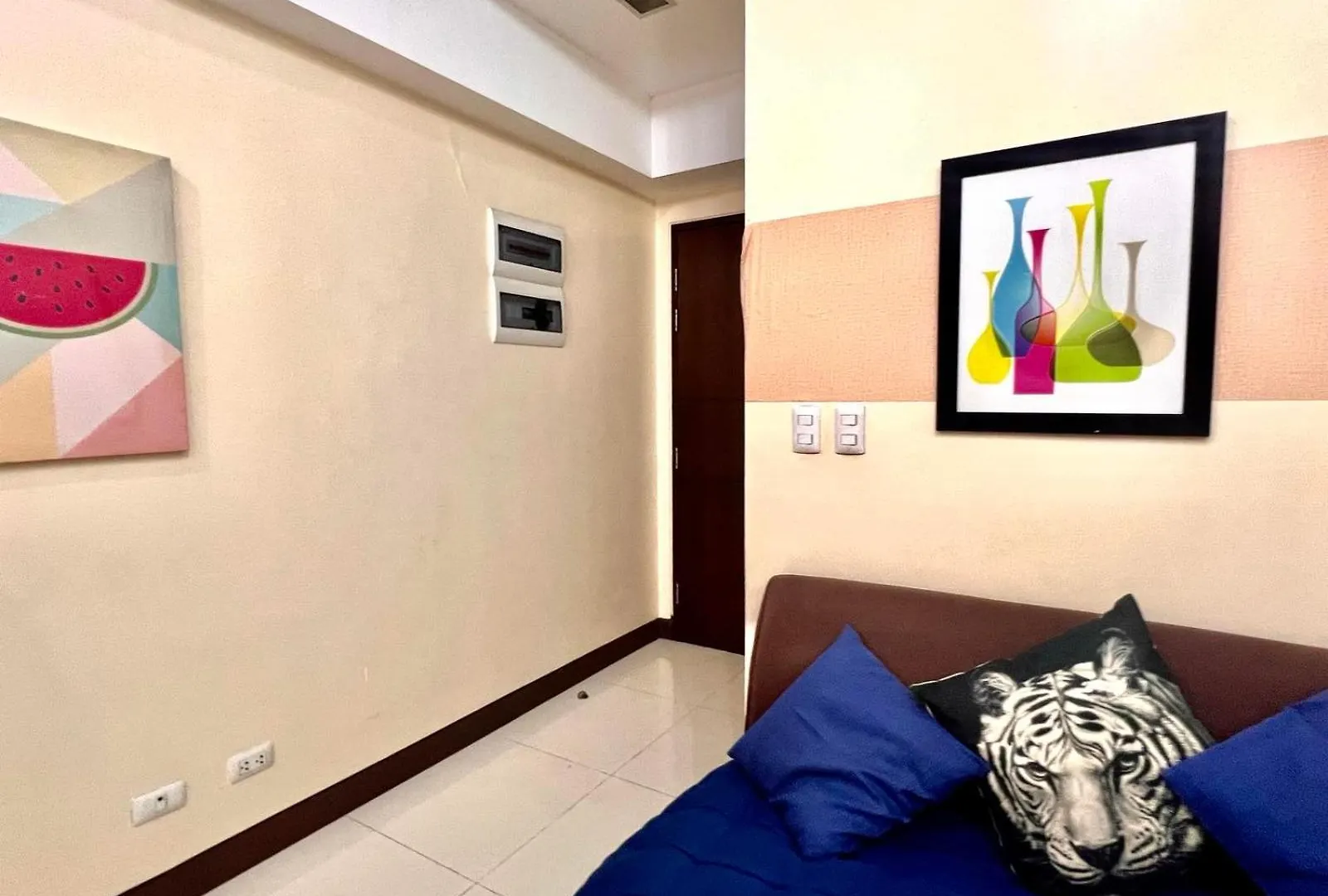 Bgc Mckinley Center Prime Accommodations Manila